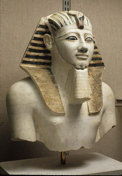 Statue of Thutmose III