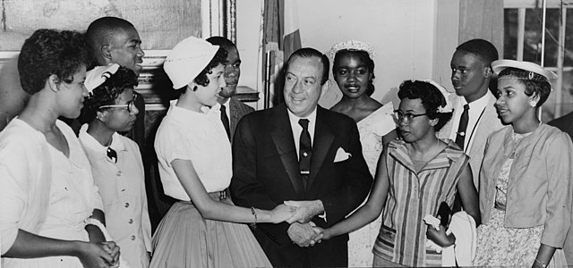 Robert F Wagner with Little Rock students