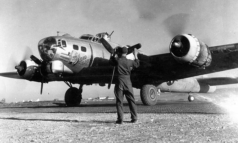 Boeing B-17 Flying Fortress 