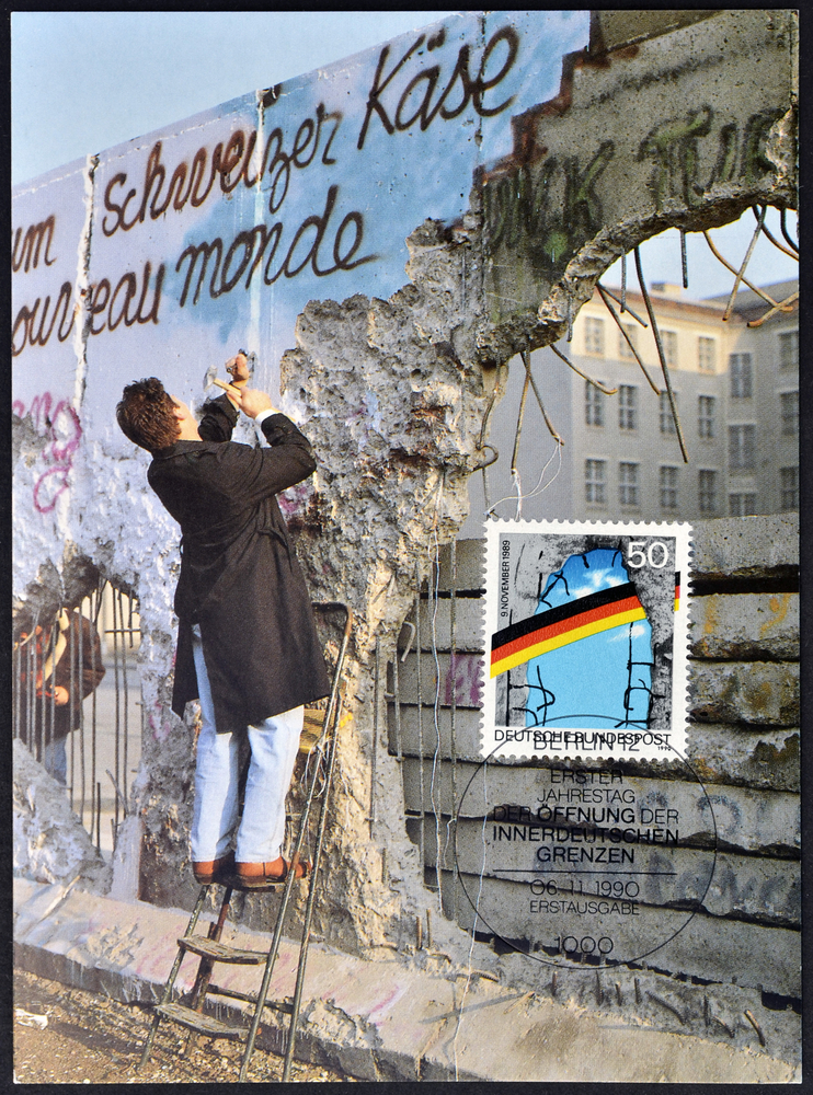 the fall of the Berlin Wall